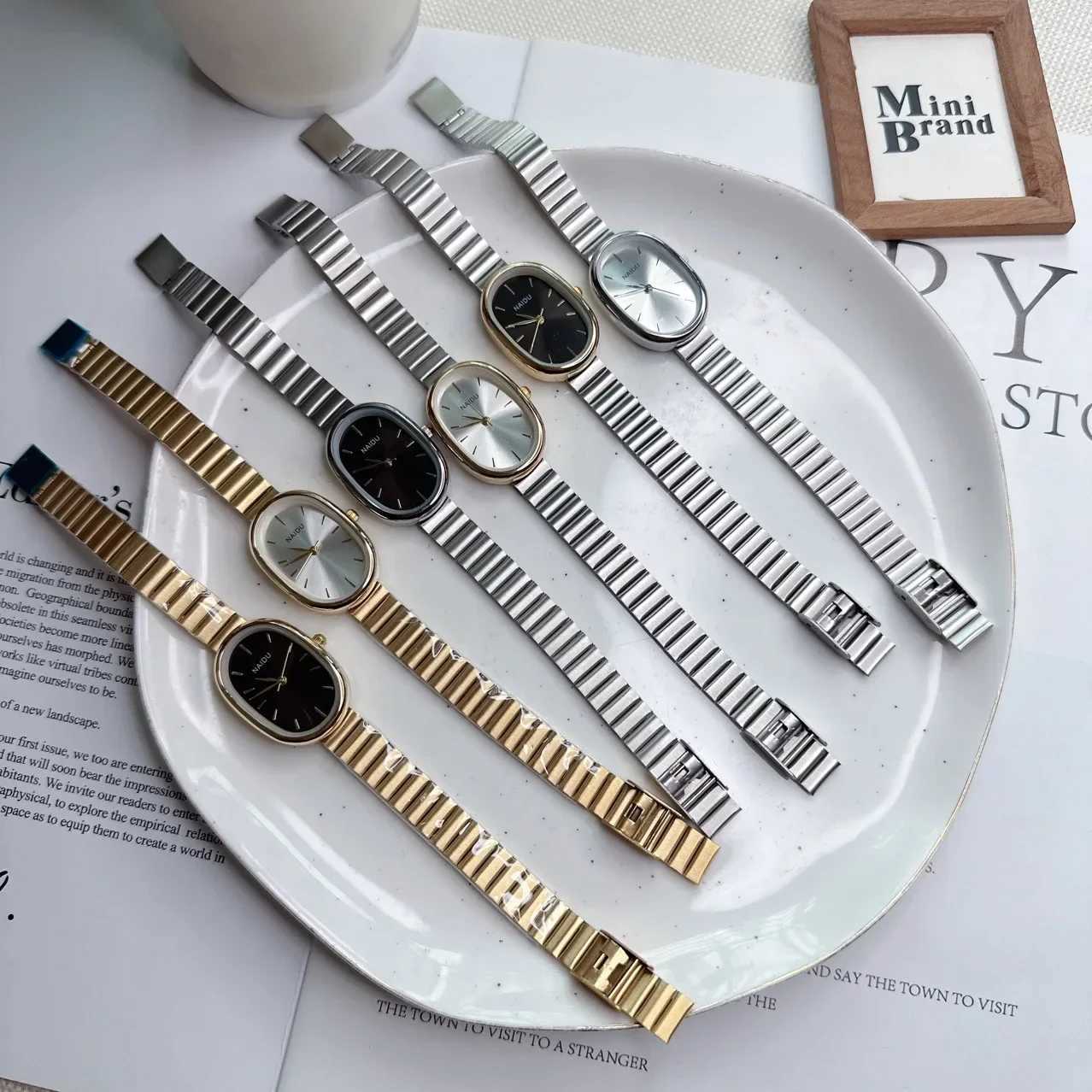 Fashion Luxury Women Quartz Watch Stainless Steel Oval Small Dial Bamboo Strap Girl Student Wristwatch Relogio FemininoX240920