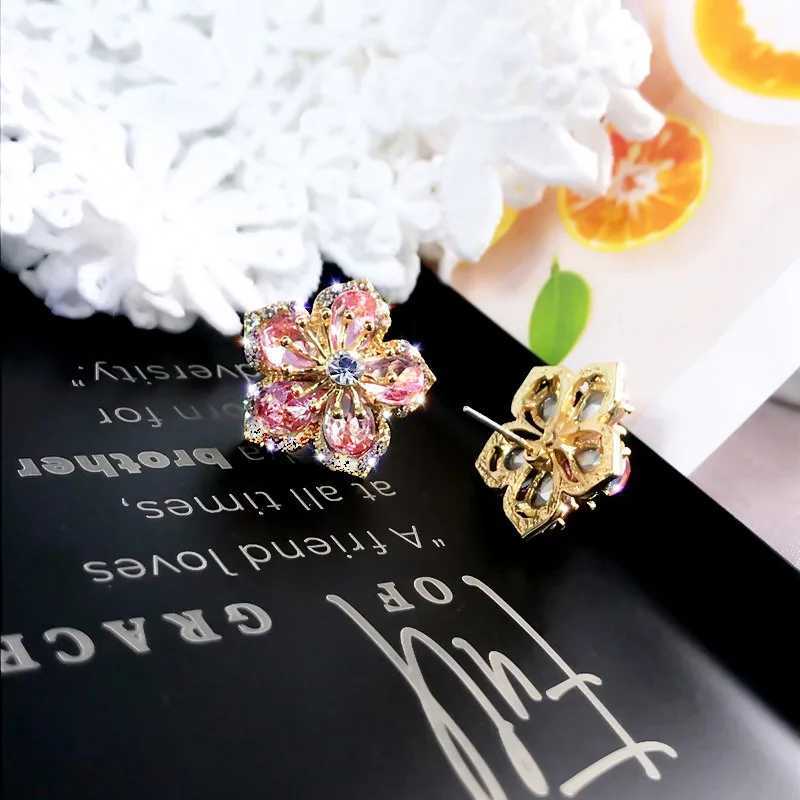 Dainty Colorful Zircon Flower Stud Earrings for Women Girls 3 Colors Luxury Crystal Wedding Party Bridal Jewelry Earrings W240919