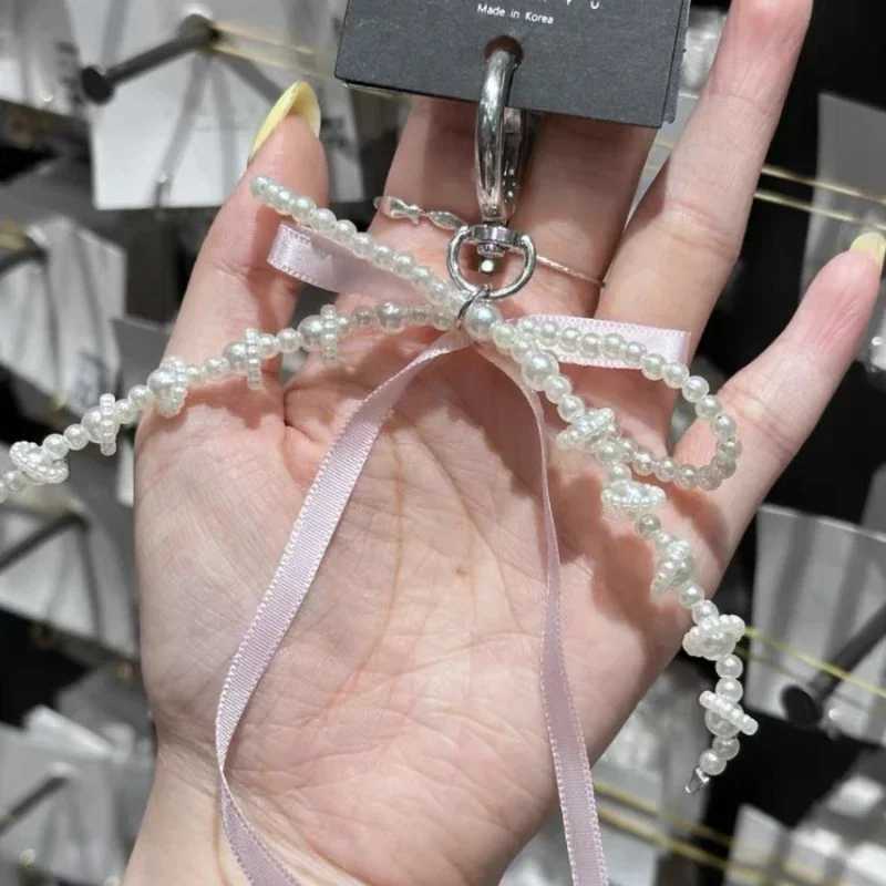 New White Bowknot Heart Keychain Women Sweet Charm Pearl Bow Backpack Key Ring Handmade Jewelry Ornament Bags Pendants GiftsX240919