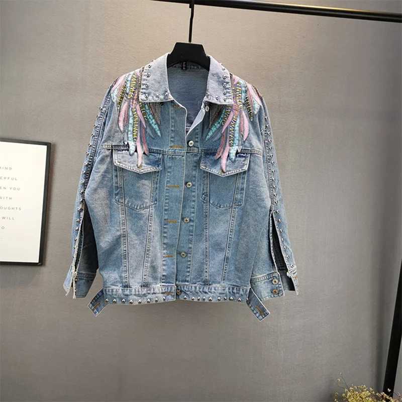 Women Casual Rivet Wing Embroidery Denim Coat 2024 Spring Autumn Chain Tassel Blue Short Jeans Jacket Long Sleeve Chaqueta MujerX240920