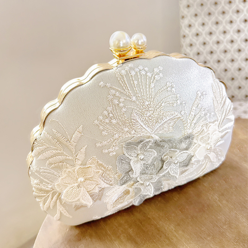 2024 New Women Wers Evening Egg Shaped Clutch Party Dinner Purse With Chain Mini Bags Drop Shipping Crossbody