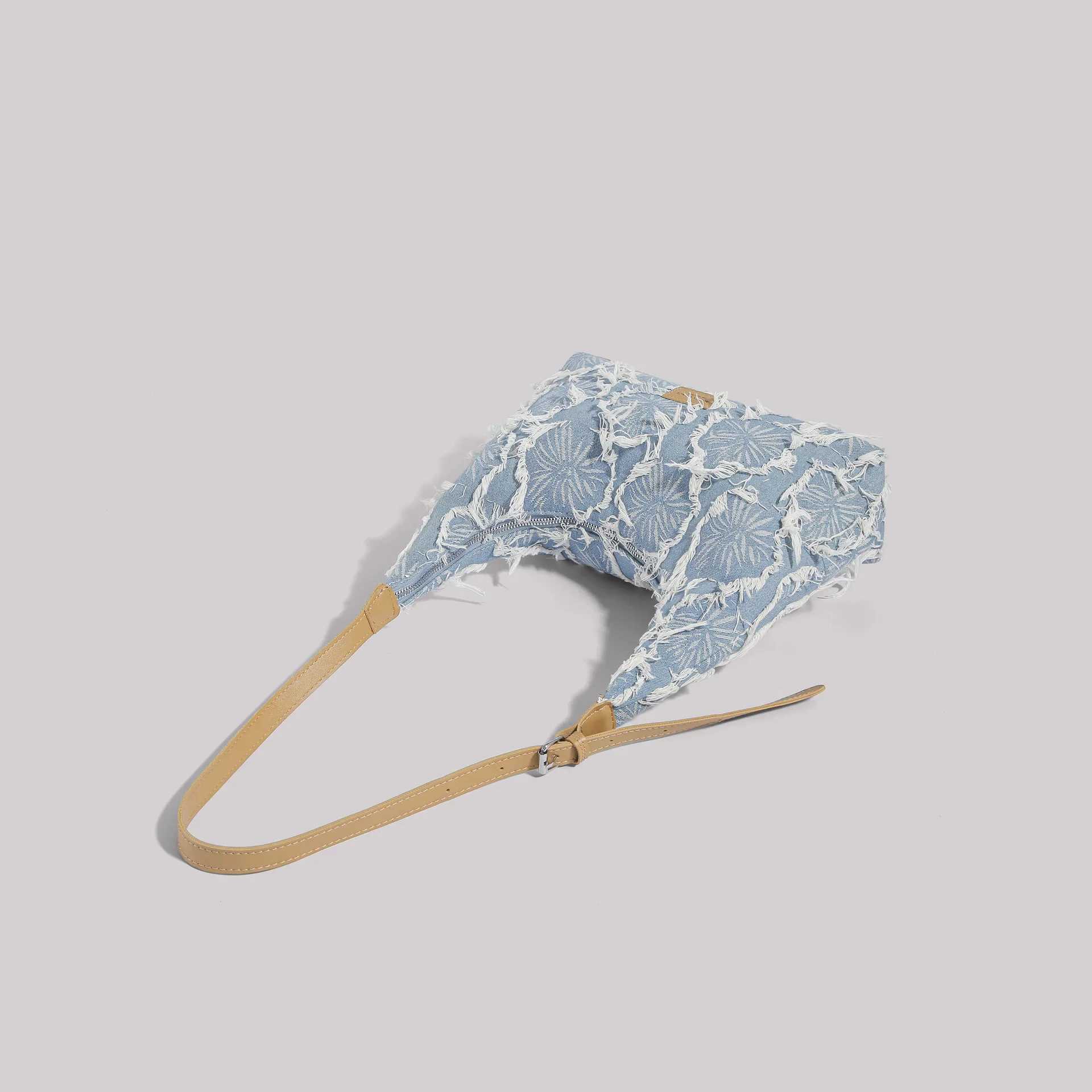 2024 New Fashion Niche Internet Celebrity Same Style Denim Rhombus Versatile Fashionable One Shoulder Crossbody Armpit Bag 240920
