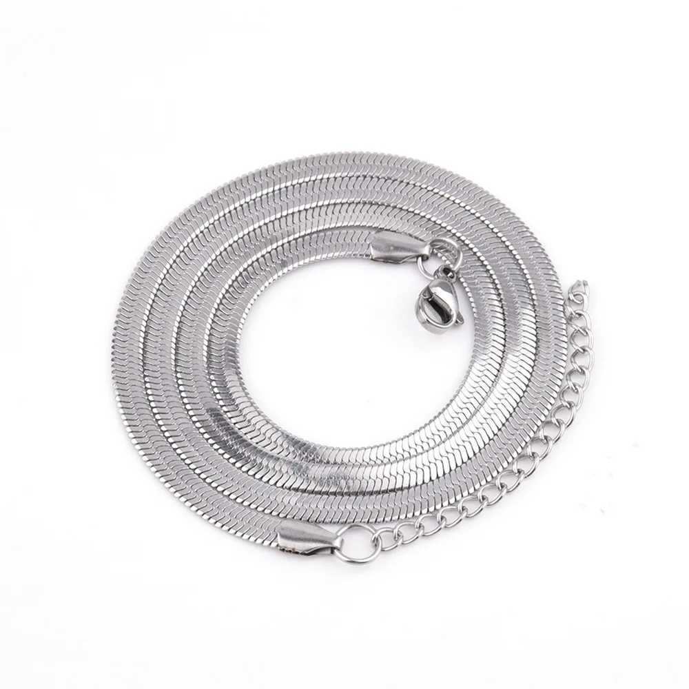 Hip-Hop Men Stainless Steel Chain Necklace Simple Flat Snake Chain Basic Chain For Women Fashion Wearing Accessories Trendy JeX240919