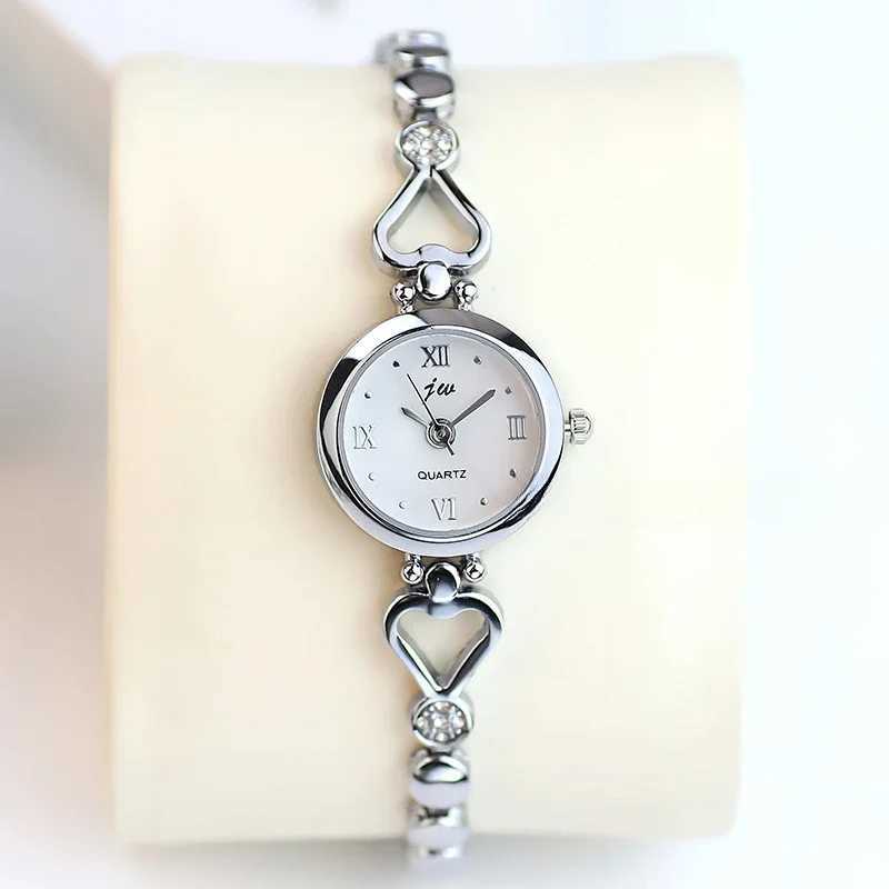 Luxury Womens Watches Simple Quartz Wristwatches Small Dial Watches Bracelet Ladies Watch Gift Clock X240920