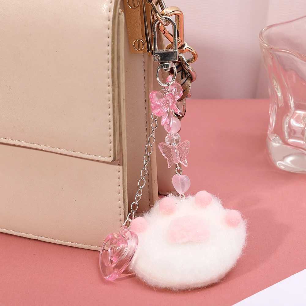 Lovely Plush Cats Paw Keychain Pendant Cute Pink Velvet Kitten Heart Bag Accessories Keyring Buckle Perfect Gift for Women GirlsX240919