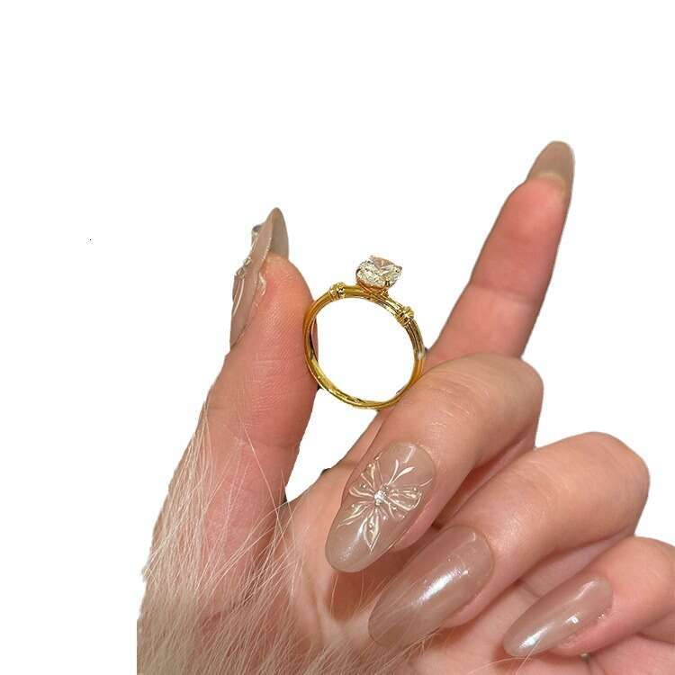 Pigeon egg ring women's fashion light luxury high-end sense line sense index finger ring original niche design temperament Luxury Rings Party Gif