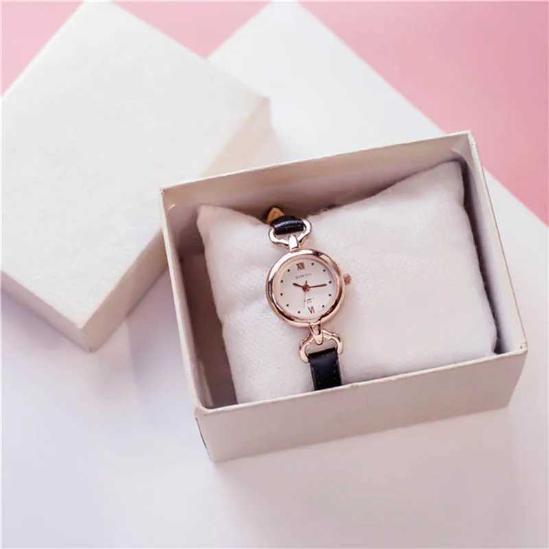 Women Girl Simple Quartz Wrist Watch PU Leather Strap Mini Thin Dial Watches EIG88X240920