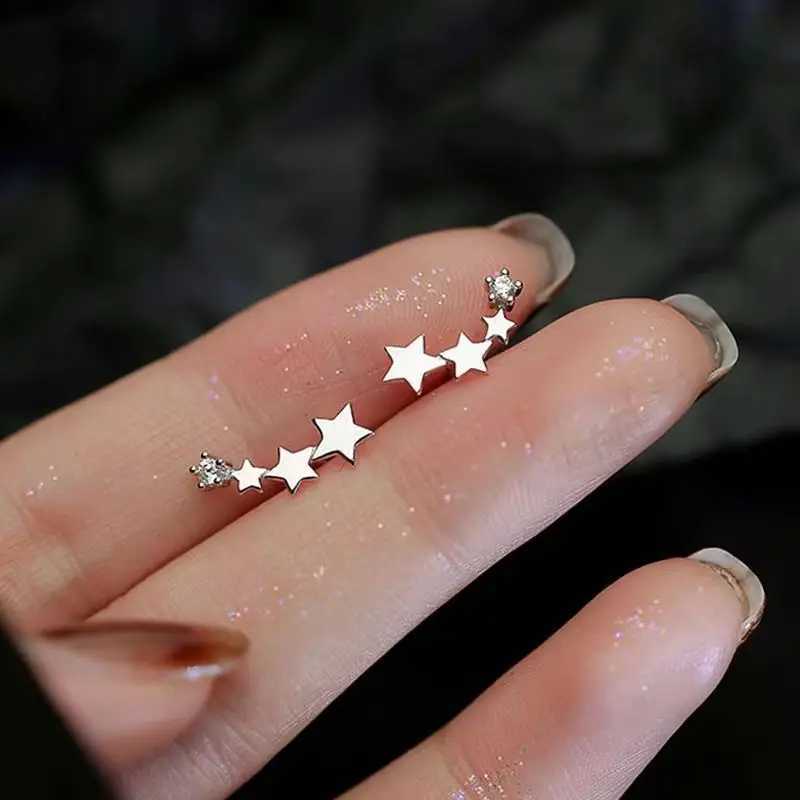 Trendy Planet Earrings Silver Perforated Womens Moon Star Crystal Zircon Earrings Tragus Cartilage Body Jewelry W240919