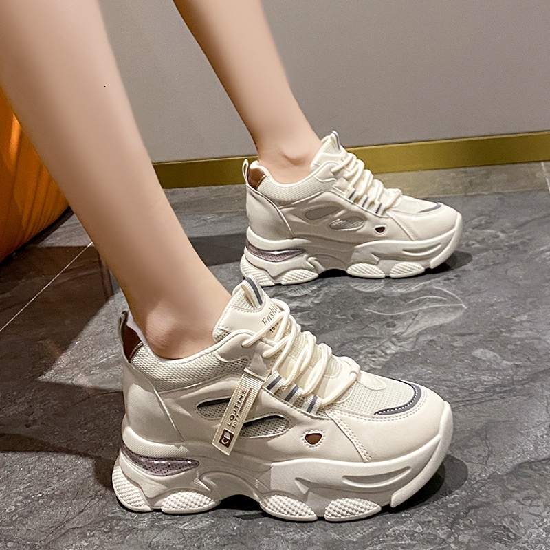 Mesh Dad New 2024 Spring Breathable Soft Sole Elevated Sports Women's Shoes