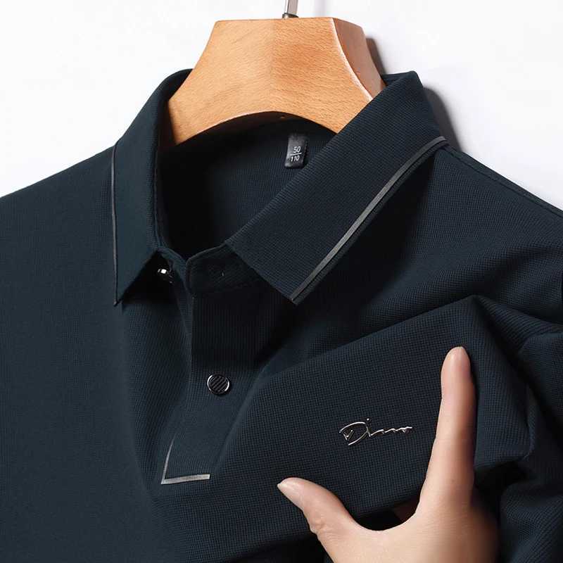 Handsome 2024 Summer Ice Silk Seamless Breathable Polo Shirt Men Short Sleeved Embroidery Casual Lapel T-shirt Mens ClothingX240920