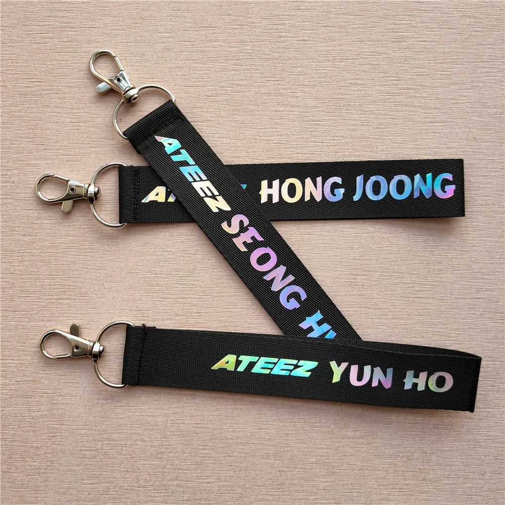 Kpop ATEEZ Name Bar Keychain Hongjoong Seonghwa Yunho Yeosang San Keyring Name Badge Pendant Accessories Fans Gift CollectionX240919
