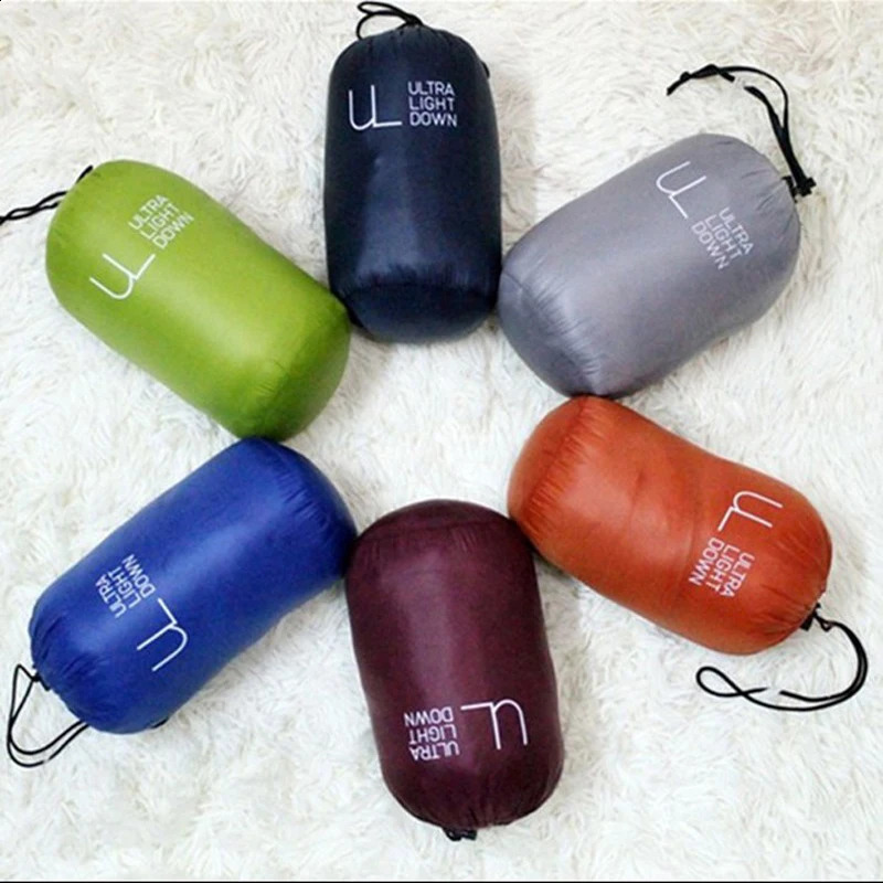 Men White Duck Down Jackets Portable Hooded Down Coat Ultralight Winter Coat for Men Warm Windproof Down Parkas 5XL 6XL 240911