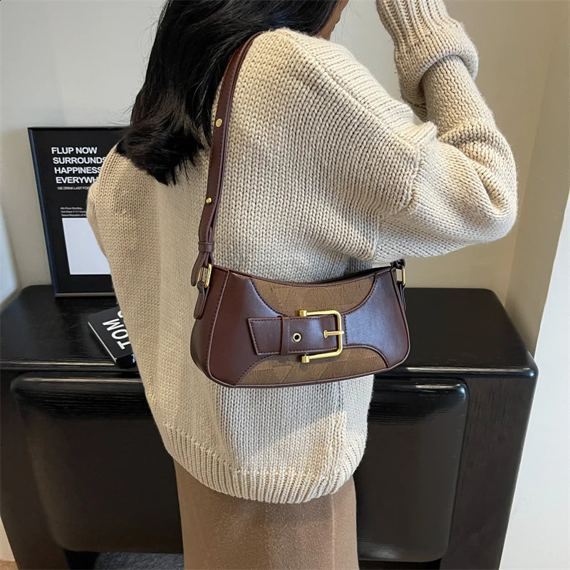 LEFTSIDE belt buckle womens shoulder bag winter womens simple retro small horizontal bag handbag 240918