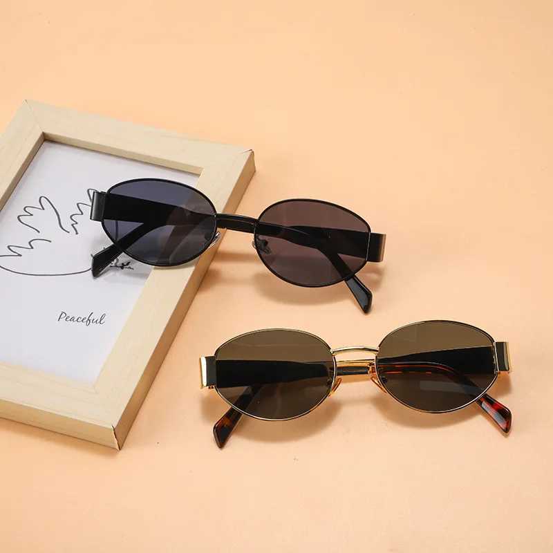 Small Metal Frame Oval Sunglasses for Women 2024 Brand Designer Fashion Luxury Shades UV400 Eyewear Men Vintage Sun GlassesX240920