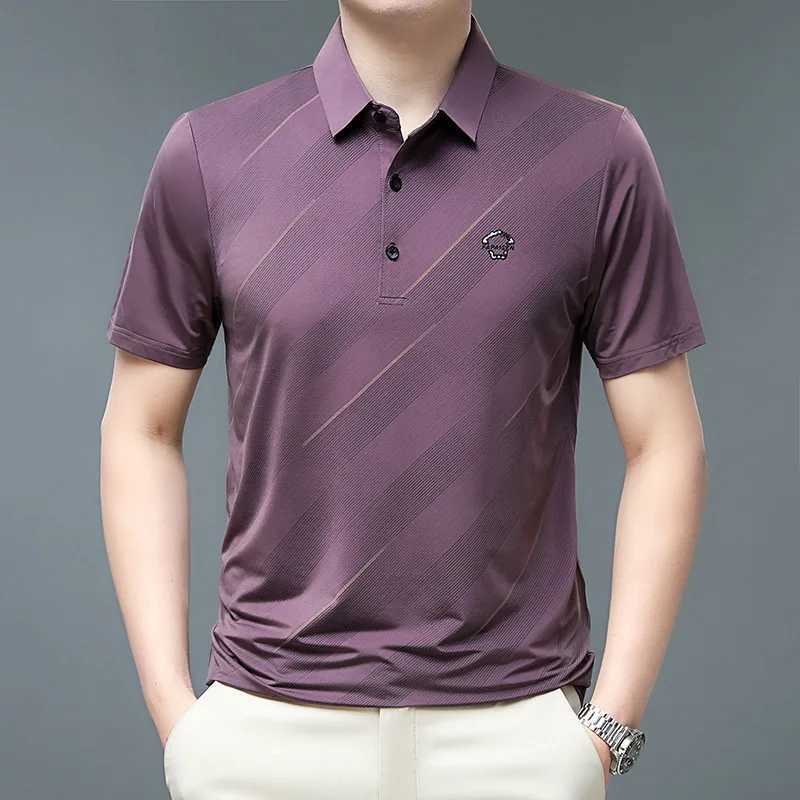 2023 Summer New Short Sleeved T-shirt Mens Lapel Business Large Port Style Mens Clothing Ice Silk Breathable Thin Polo ShirtX240920