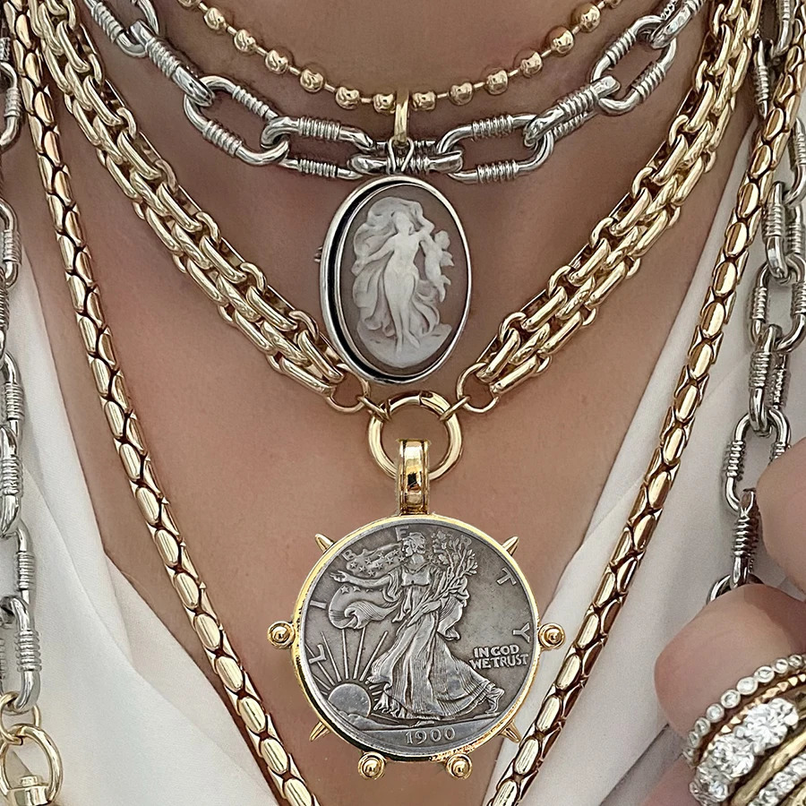 Hyperbole Gothic Cuban Chunky Necklace for Women Vintage Queen Coin Pendant Necklace Statement Hip hop Jewelry 240911