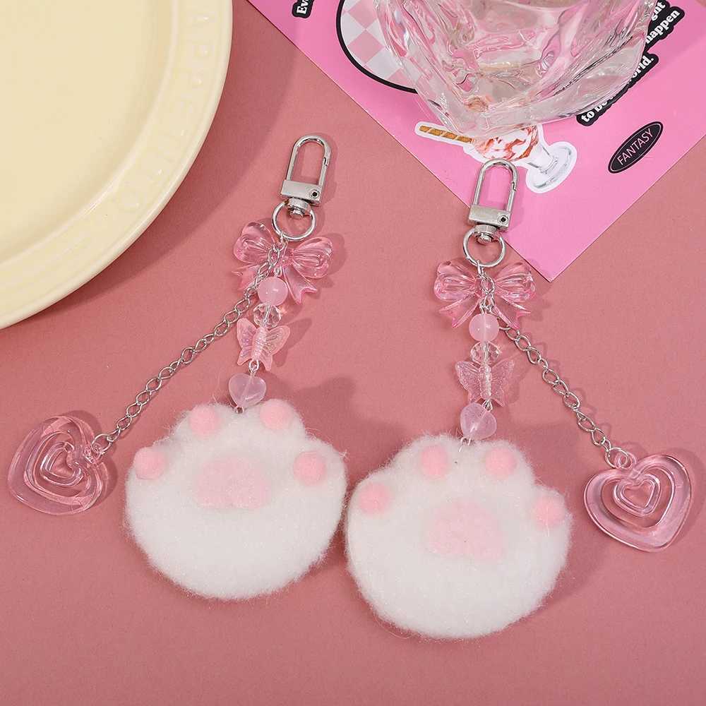 Lovely Plush Cats Paw Keychain Pendant Cute Pink Velvet Kitten Heart Bag Accessories Keyring Buckle Perfect Gift for Women GirlsX240919