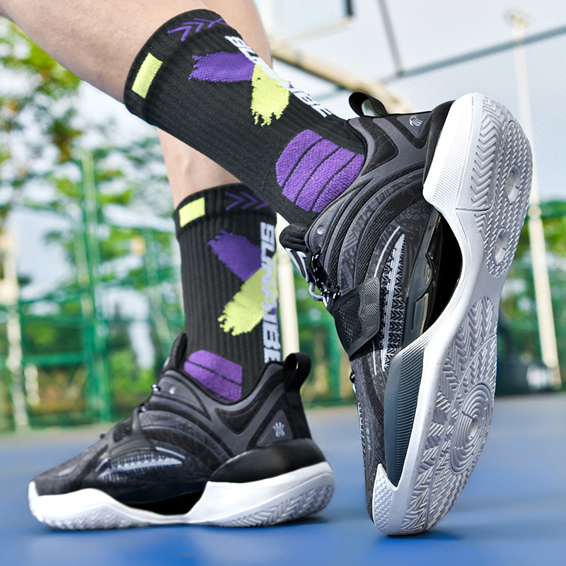 High-quality Men's Basketball Shoes Women Kyrie Shoes Basketball Sneakers Outdoor Rubber Anti Slip Sports Training Shoes Male