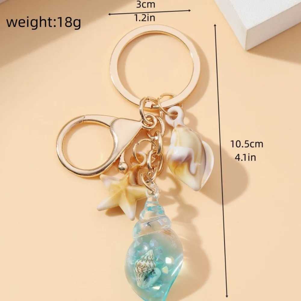 Cute Luminous Conch Keychain Backpack Decor Glow-in-the-dark Sea Beach Pendants Charms Bohemian Style Starfish Shell KeyringX240919