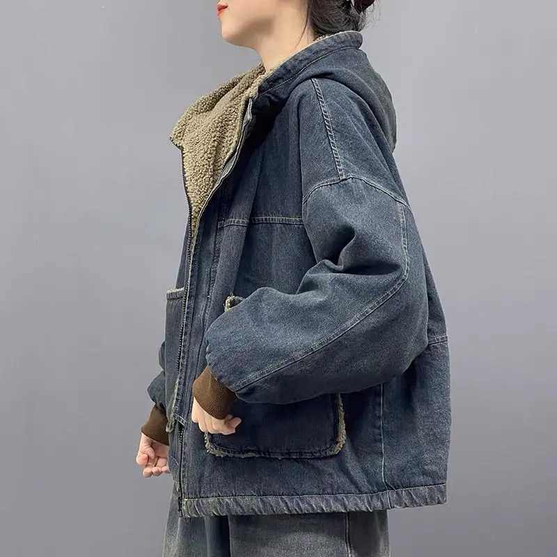 2024 Winter Fashion Casual Denim Jacket Women Warm Vintage Ladies Hooded Thick Granular fleece jeans Coat Loose Outerwear R572X240920