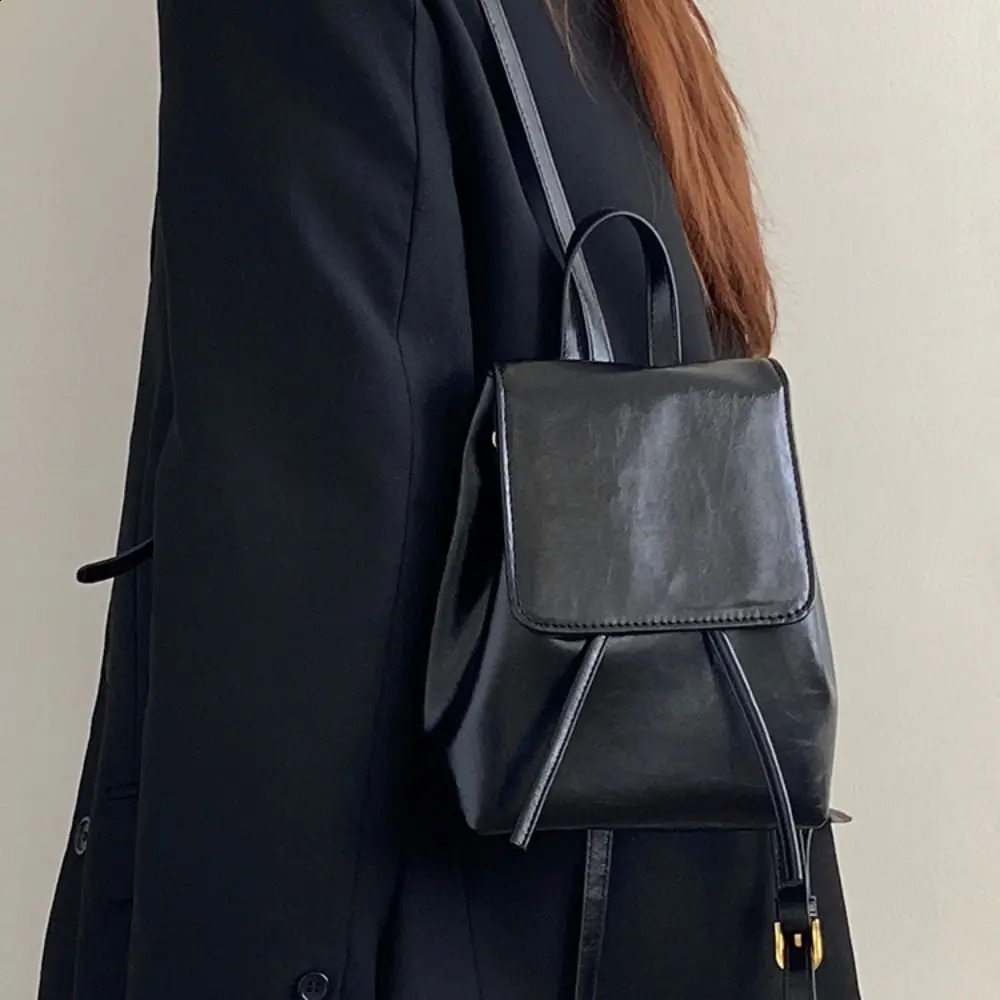 Womens Fashion Leather Backpack Unisex Retro Brown School Bag Girls Multi functional Handbag Shoulder Bag Leisure Travel Backpack 240918