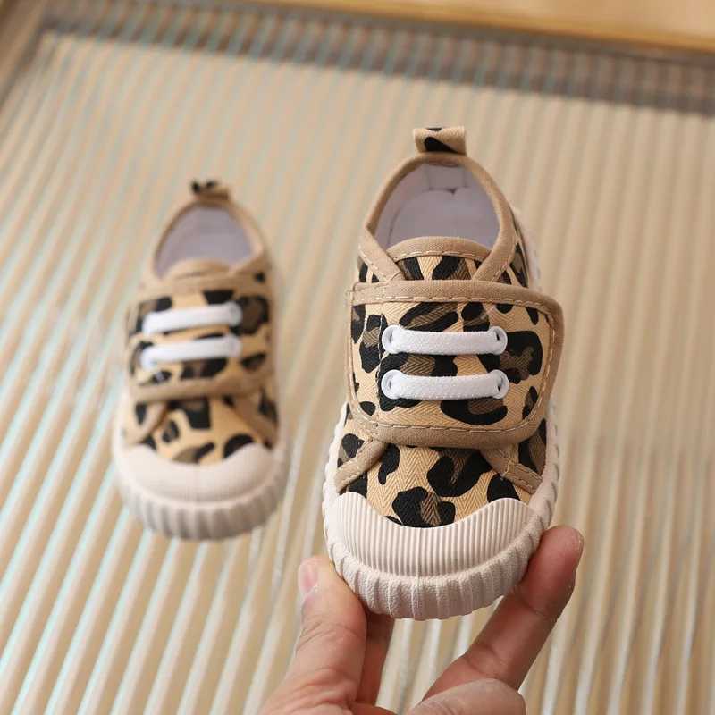 Kids Shoes Boys Girls Canvas Shoes Fashion Soft Toddler Infant Girl Boys Sneakers Breathable Candy Color Children Canvas Shoes M240920