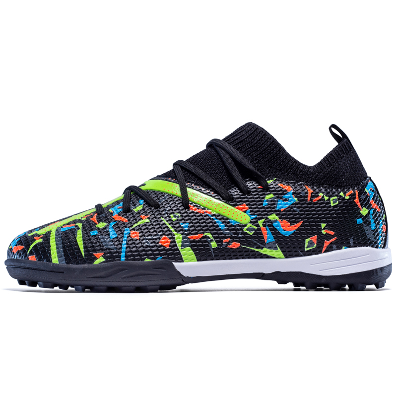 Men Football Boots Indoor Futsal Grass Training Non Slip Soccer Cleats Ultralight Training Professional Studded Football Shoes