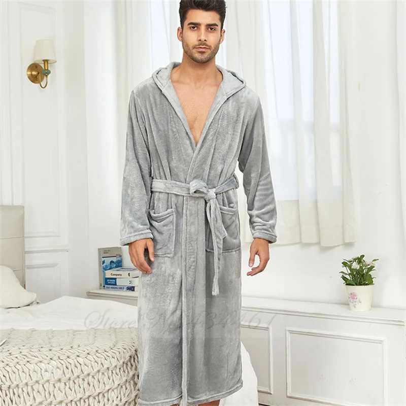 Winter Thicken Flannel Mens Long Robe Hooded Kimono Bathrobe Gown Warm Coral Fleece Sleepwear Lounge Wear Loose Home Clothes Y240919