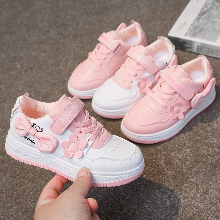 2023 autumn new children's white girls' flower shaped student casual sports shoes, low top round toe running board shoes