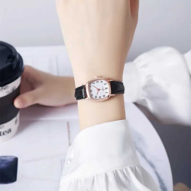 Square Belt Literary Retro Womens Watch Korean Fashion Womens Quartz Watch Fashion Versatile Womens Watch WristwatchesX240920