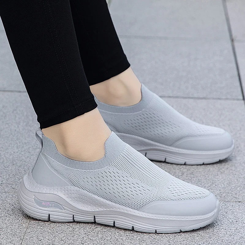 Men's Casual Sneakers Breathable Slip-On Sports Shoes Outdoor Comfort - New Hot Lightweight & Stylish For 2024