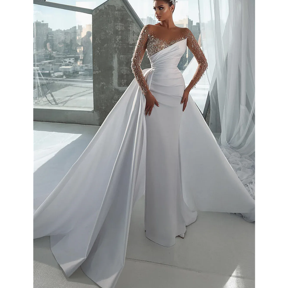 Stunning Arabic Dubai Wedding Dresses White Beading Ball Gown Long Sleeves Princess Illusion Scoop Bridal Gown Pleat Plus Size Wedding Gowns for Bride