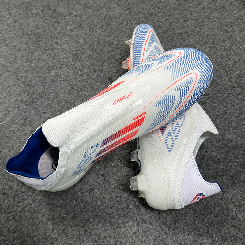 Professional Mens Soccer Shoes Studded Society Turf Cleats Women Football Boots Outdoor TF/FG Training High-Quality Sneakers