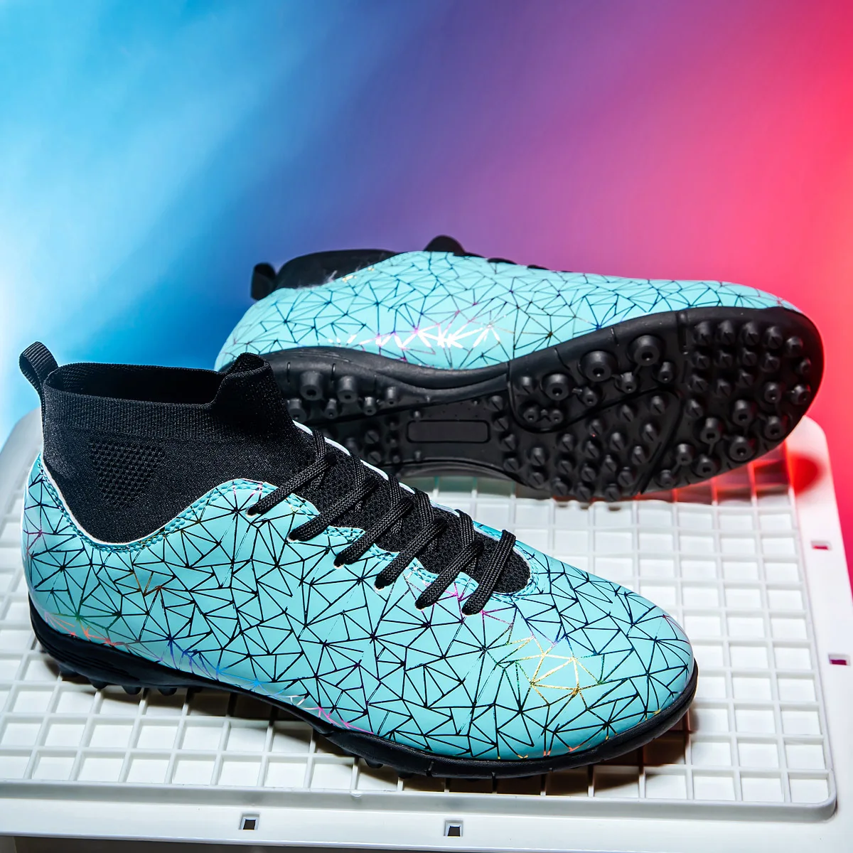 Kids Boys Football Shoes Unisex Sneaker Wholesale Outdoor Ultralight Professional Men Football Boots Training Soccer Cleats