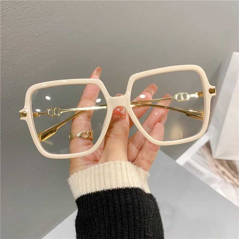 Fashion Oversized Square Eyewear Retro Womens Light Bloking Metal Frame Glasses Trend Optical Computer EyeglassesX240920