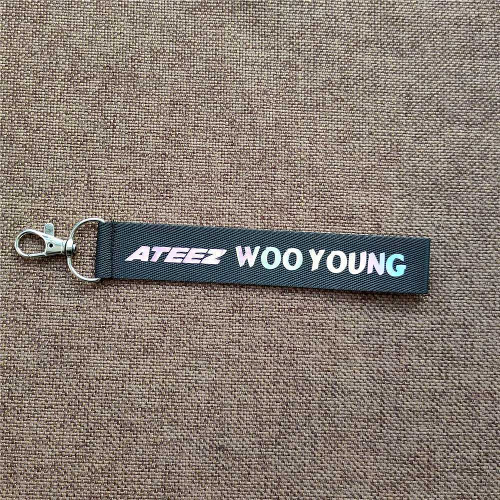 Kpop ATEEZ Name Bar Keychain Hongjoong Seonghwa Yunho Yeosang San Keyring Name Badge Pendant Accessories Fans Gift CollectionX240919