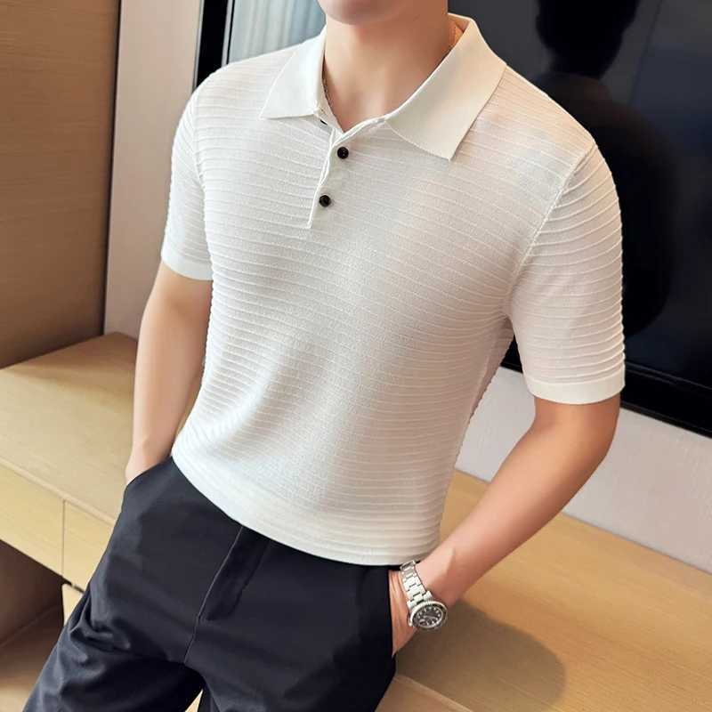 Men Knitted Polo Shirt 2024 New Light Thin Breathable Solid Casual Collar Short Sleeved Stripe T-shirt High-quality Men ClothingX240920