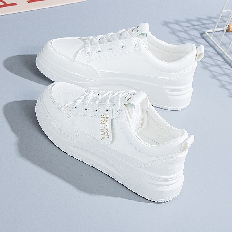 Little white women, 2023 autumn new shoes, versatile children, spring fashion for students, Instagram trend, sports and leisure board shoes