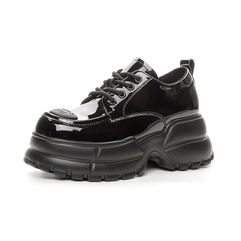 2024 autumn new British style thick soled high rise small leather shoes, casual versatile, sponge sole, loafers, trendy and versatile