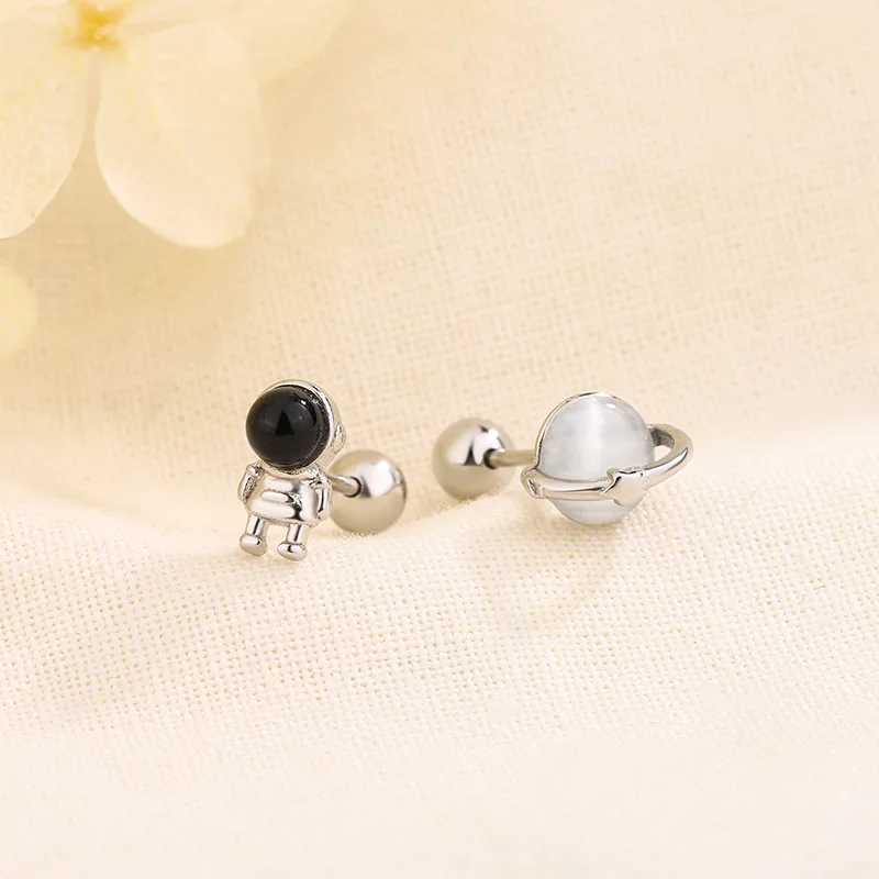 2 pieces of womens cubic zirconia 925 silver needle clip earrings jewelry W240919