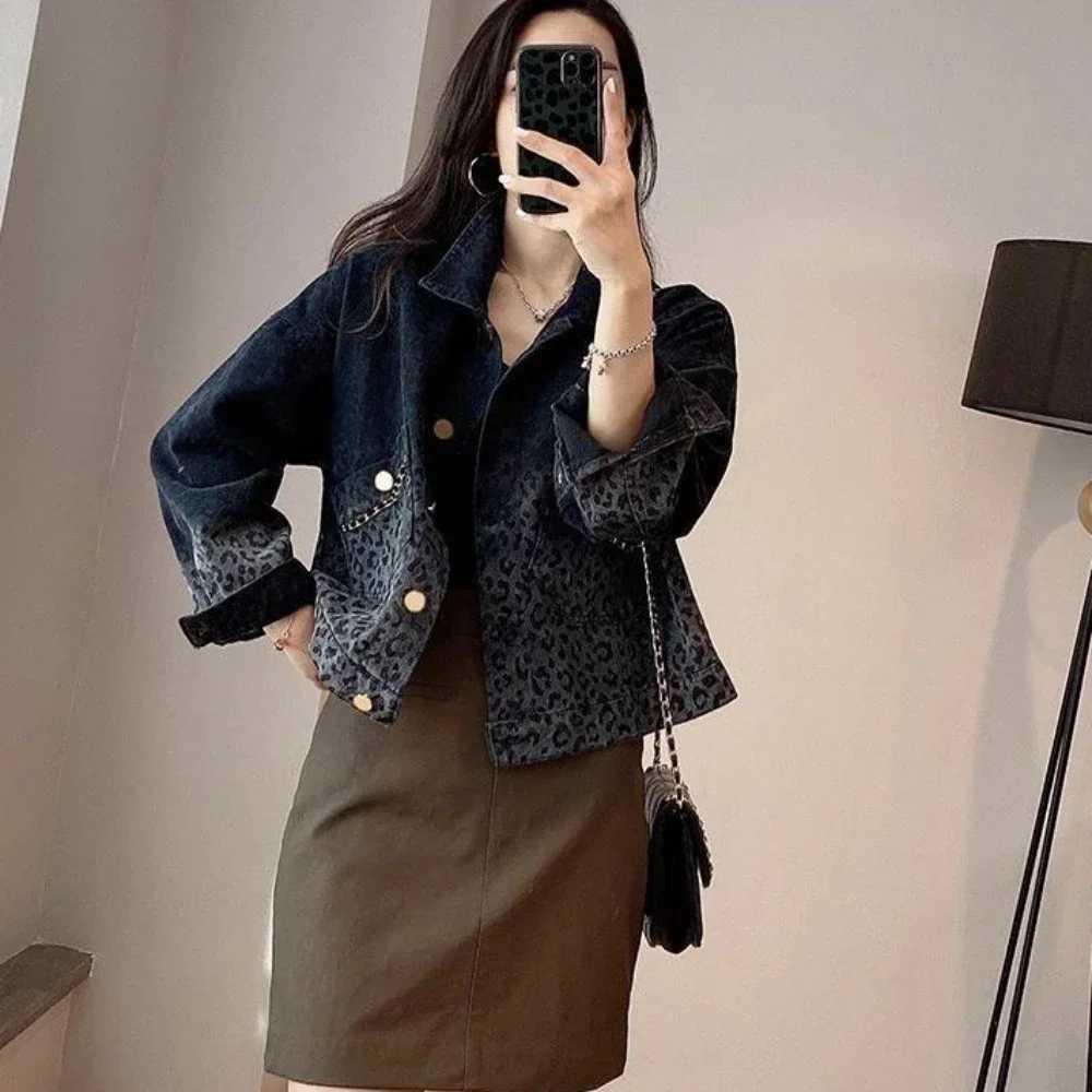 Female Jeans Coat Short Spring Autumn Small Crop Outerwears Graphic Blue Leopard with Print Womens Denim Jackets Black DesignerX240920