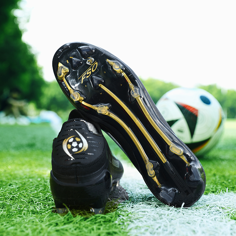 SLIP-ON Mens Soccer Shoes Outdoor Non-Slip Turf Soccer Cleats for Kids TF/FG Training Football Boots Chuteira Campo 35-45