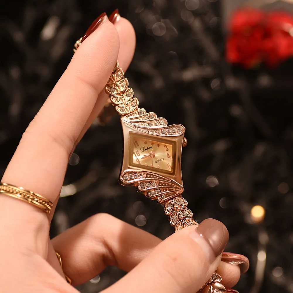 Women Watches Luxury Crystal Bracelet Gemstone Wristwatch Dress Watches Women Ladies Gold Watch Fashion Female Brand WatchX240920