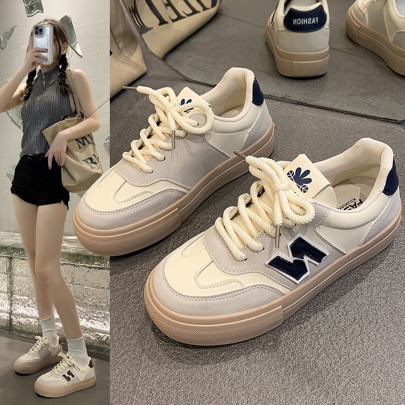 Thick soled white for women in fashion, versatile student casual board shoes, 2023 spring new fashionable Forrest Gump shoes