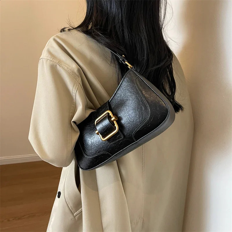 LEFTSIDE Small Belt Buckle Womens Shoulder Bag Fashion Trend er Cross Body Bag Lower Arm Bag Handbag 240918