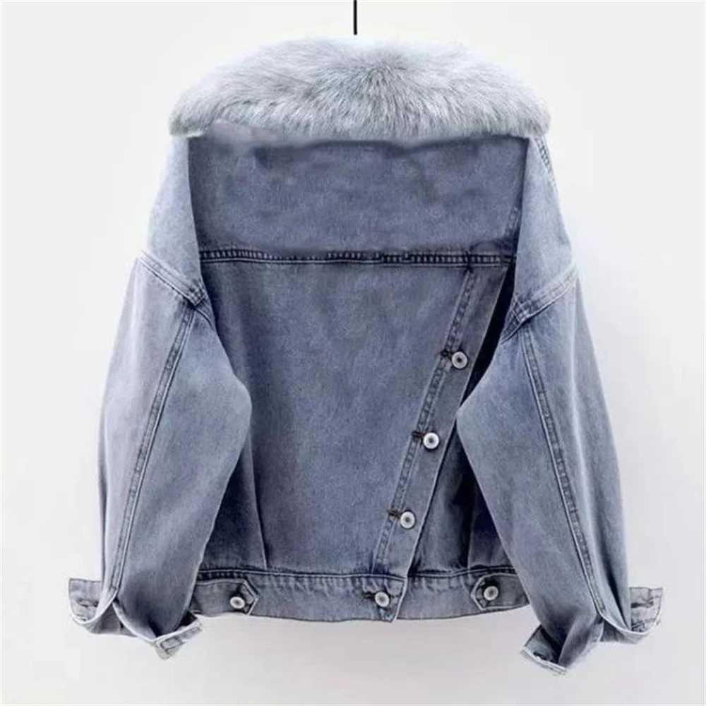 2024 Winter Denim Jacket Women Fashion Fur Collar Warm Fleece Velvet Lining Denim Coats Bomber Jacket Female Blue Chaqueta MujerX240920