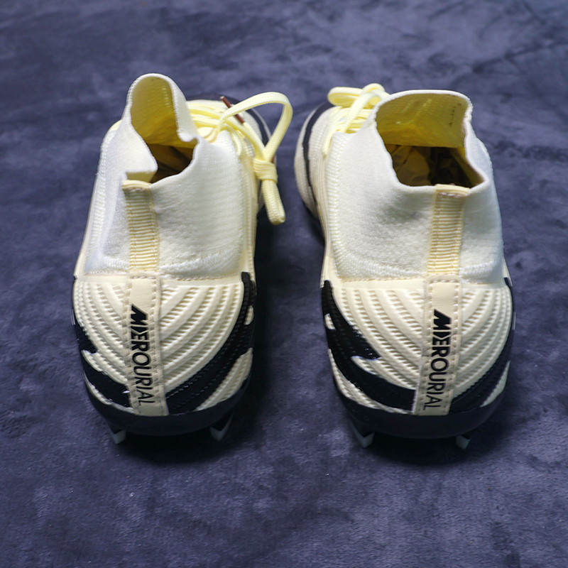 QNX8528 High Quality hot Mens Shoes Turf Soccer Cleats for Kids Sneakers TF/FG Training Football Boots Chuteira Campo 34-46