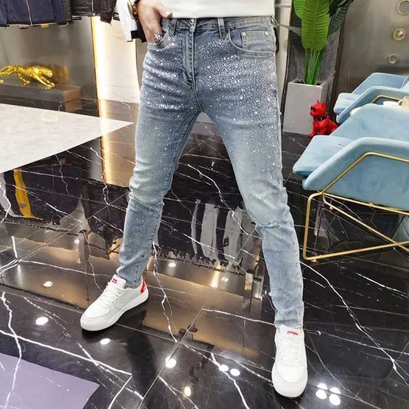 Fashion 2023 Luxury Mens Jeans Hot Stamping Washhole Slimming Comfortable Stretch Mens Jeans CL240912