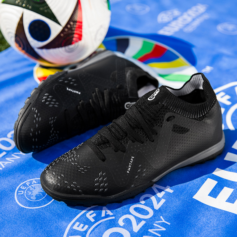 High Quality Mens Soccer Shoes Non-Slip Turf Soccer Cleats for Kids TF/FG Training Football Boots Chuteira Campo 35-45