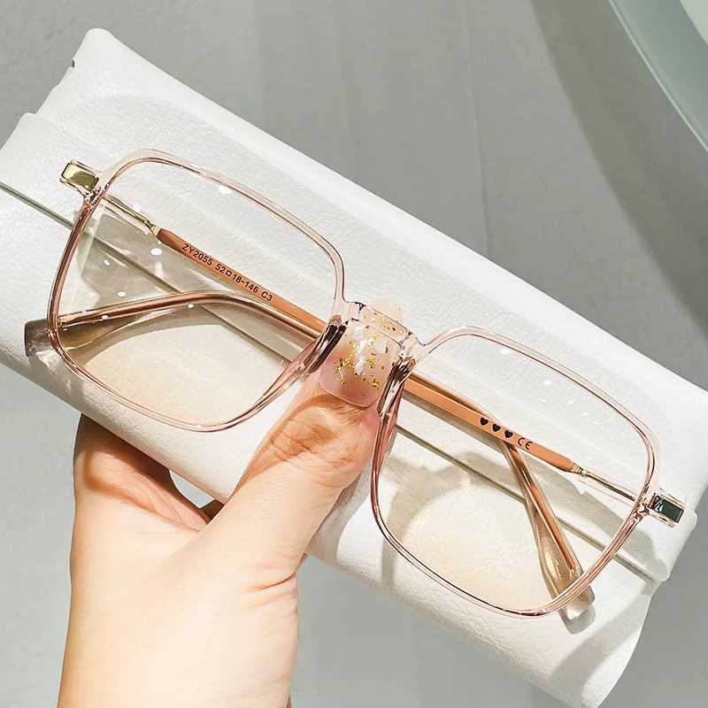 Vintage Gradient Fashion Sun Glasses Women Men Retro Square Large Frame Eyeglasses Female Outdoor Travel UV400 SunglassesX240920